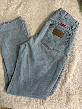 Wrangler Cowboy Cut Slim Fit Light Wash High-Rise Jean